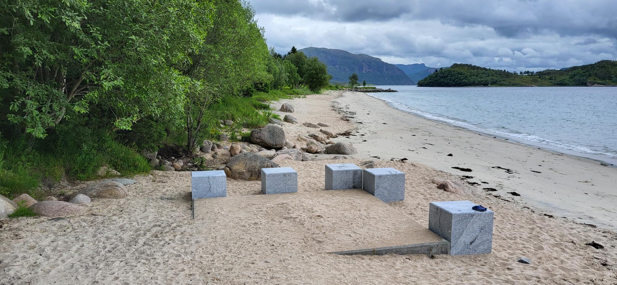 Evjen Granitt, Badeplass Meløy